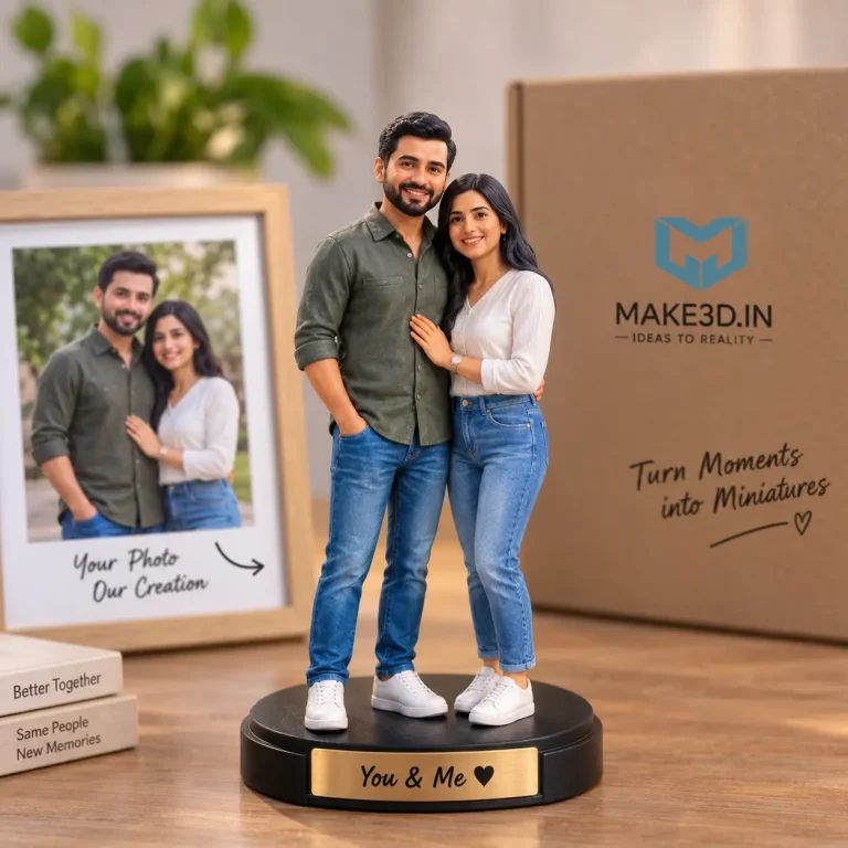 Custom couple 3D miniature from photo by Make3D